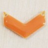 Sequin Émaillé chevron orange clair - 20x14mm