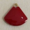 Sequin Émaillé triangle arrondi Rouge - 12x12mm