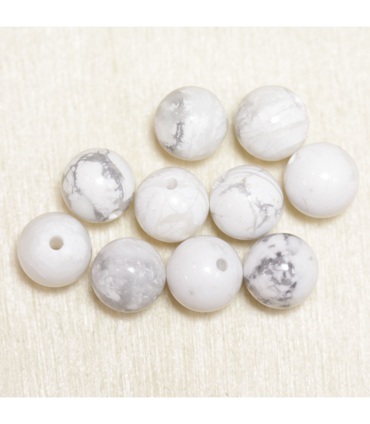 Perles magnésite naturelle pour création bijoux en pierre naturelle. Diam 8  mm