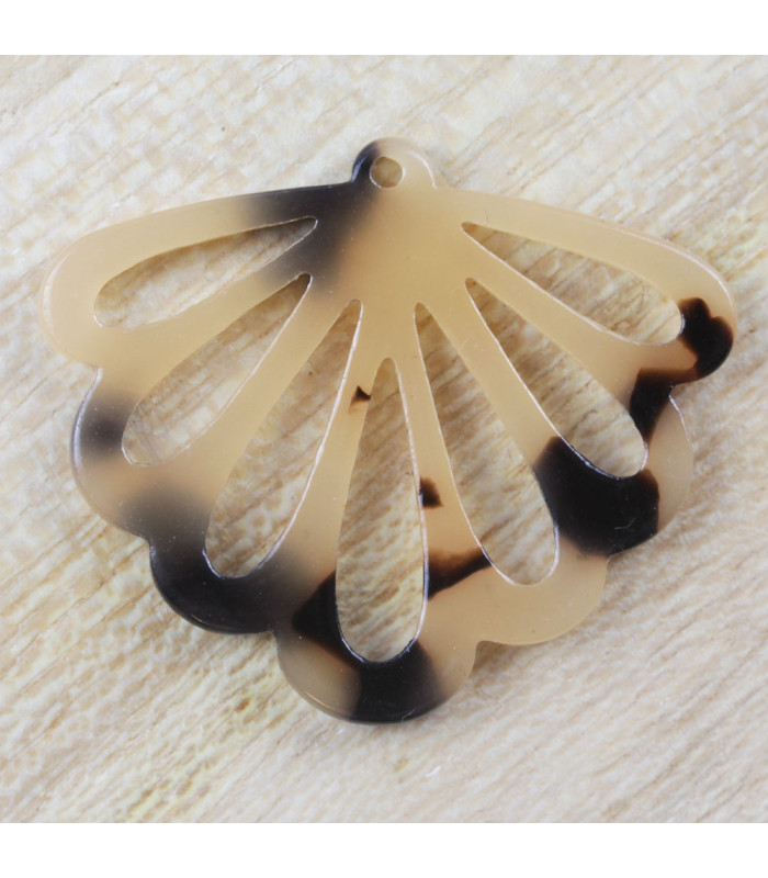 Pendentif Feuille Évidée écaille de tortue beige noir Acétate